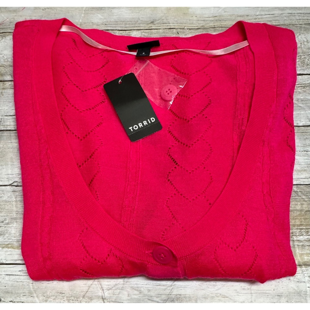 Torid Hot Pink Heart Pointelle Short Sleeve Crop Cardigan size 4X size 26 NWT